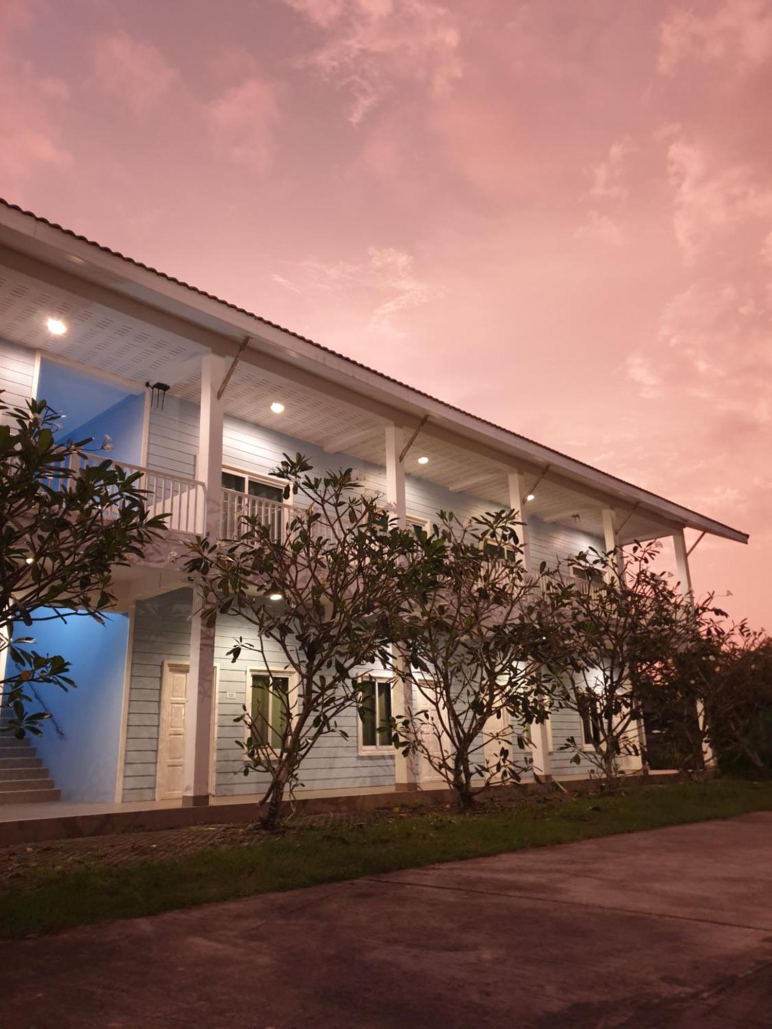 Vanilla Ville Resort Khlong Thom Esterno foto